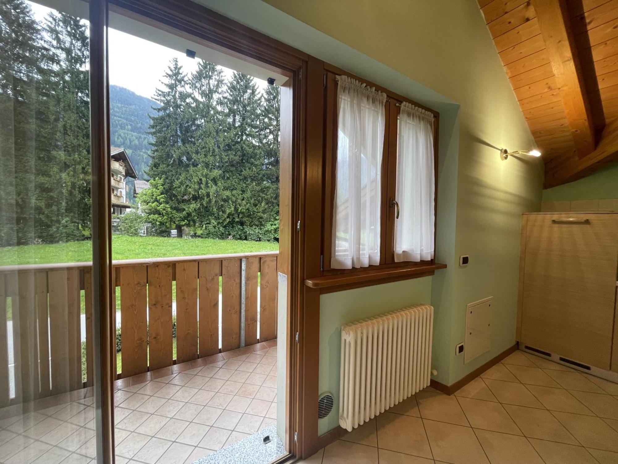 Residence Valentino Pinzolo Exterior photo