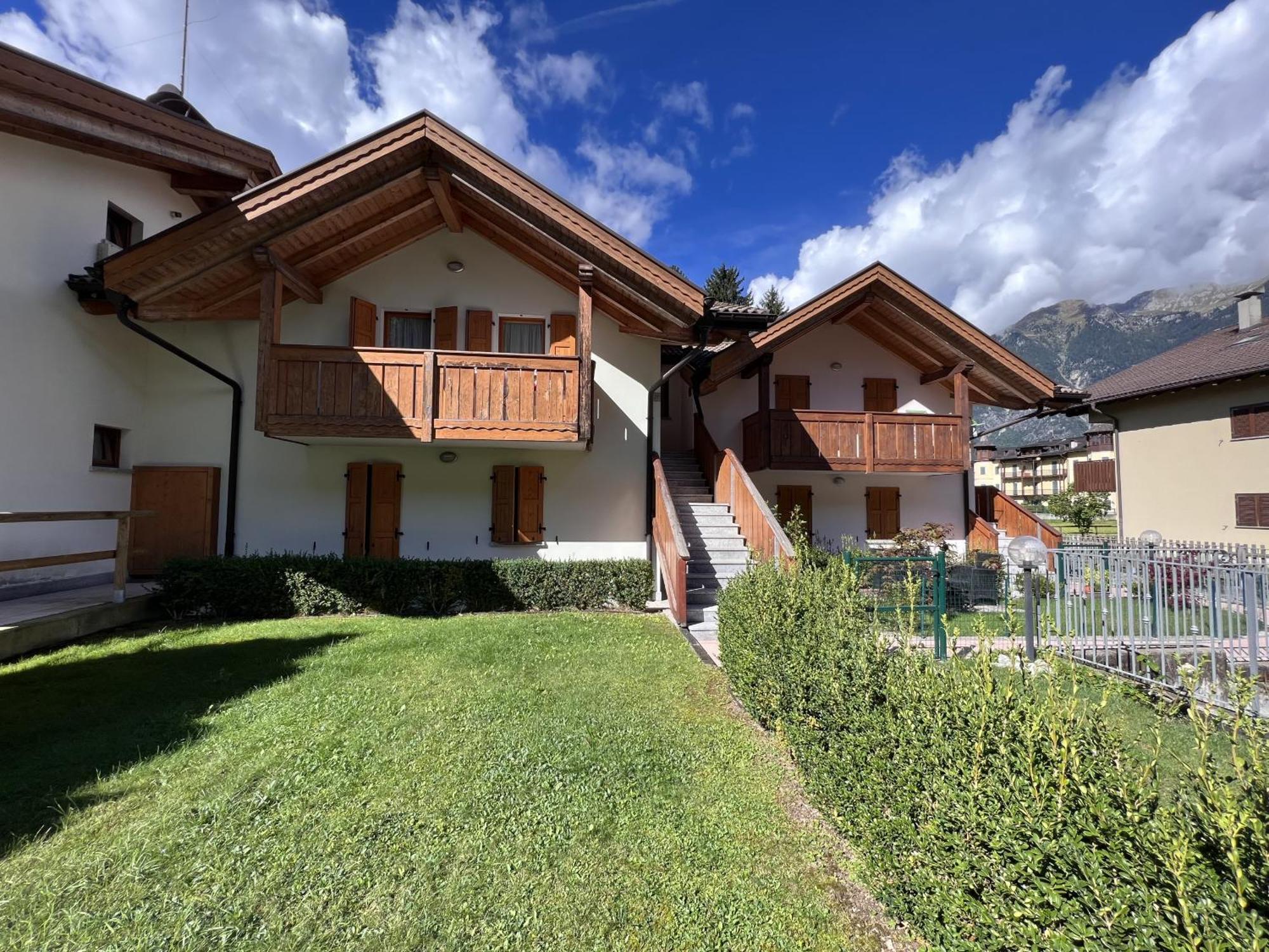 Residence Valentino Pinzolo Exterior photo